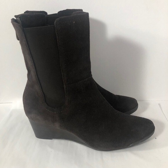 Adrienne Vittadini Brown Suede Boots Size 8.5 - Picture 2 of 16